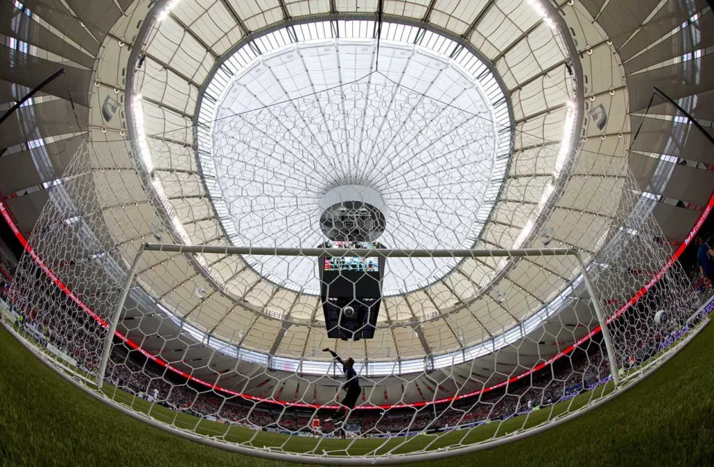 تفاصيل السقف الانشائية لملعب BC Place