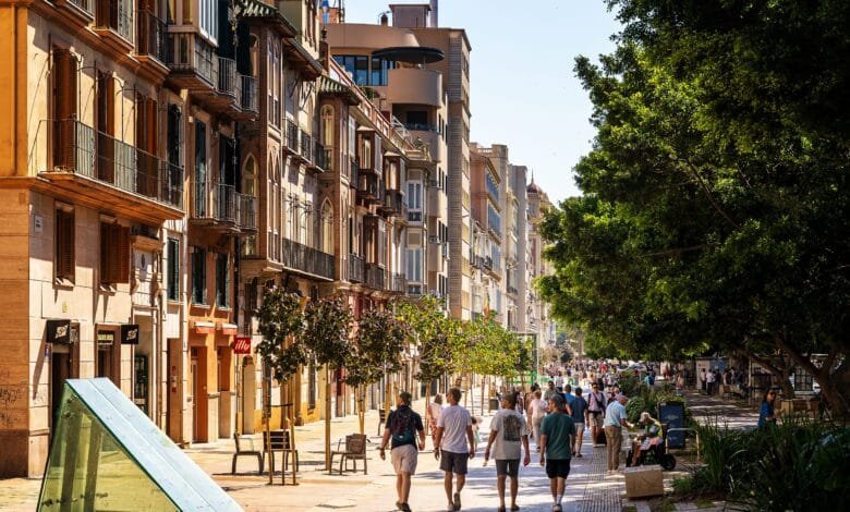 مدينة الـ 15 دقيقة والتظليل والمشي ومعايير الاستدامة في التخطيط الحضري للمدن