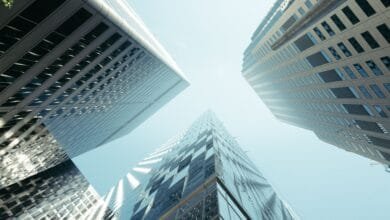 التوأم الرقمي | هل يمكن بناء المدينة مرتين؟ تعرّف على مفهوم Digital Twin في التخطيط الحضري، طبقاته الأربع، وكيف يتنبأ بالفيضانات والمرور قبل وقوعها.